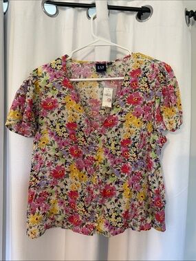 GAP Floral V-Neck Button Front Blouse in Multi Colors